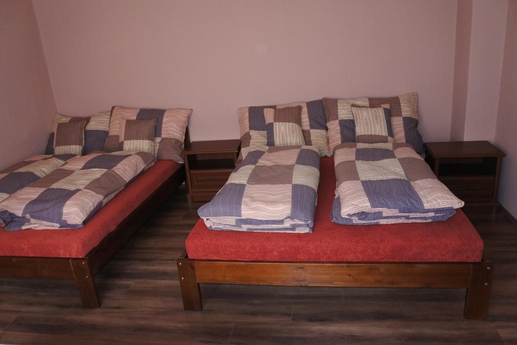 Kisasszony Apartman Erlau Exterior foto