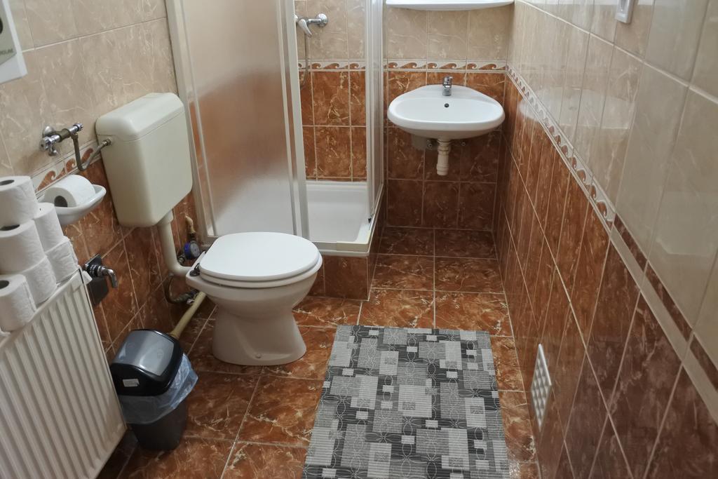 Kisasszony Apartman Erlau Exterior foto